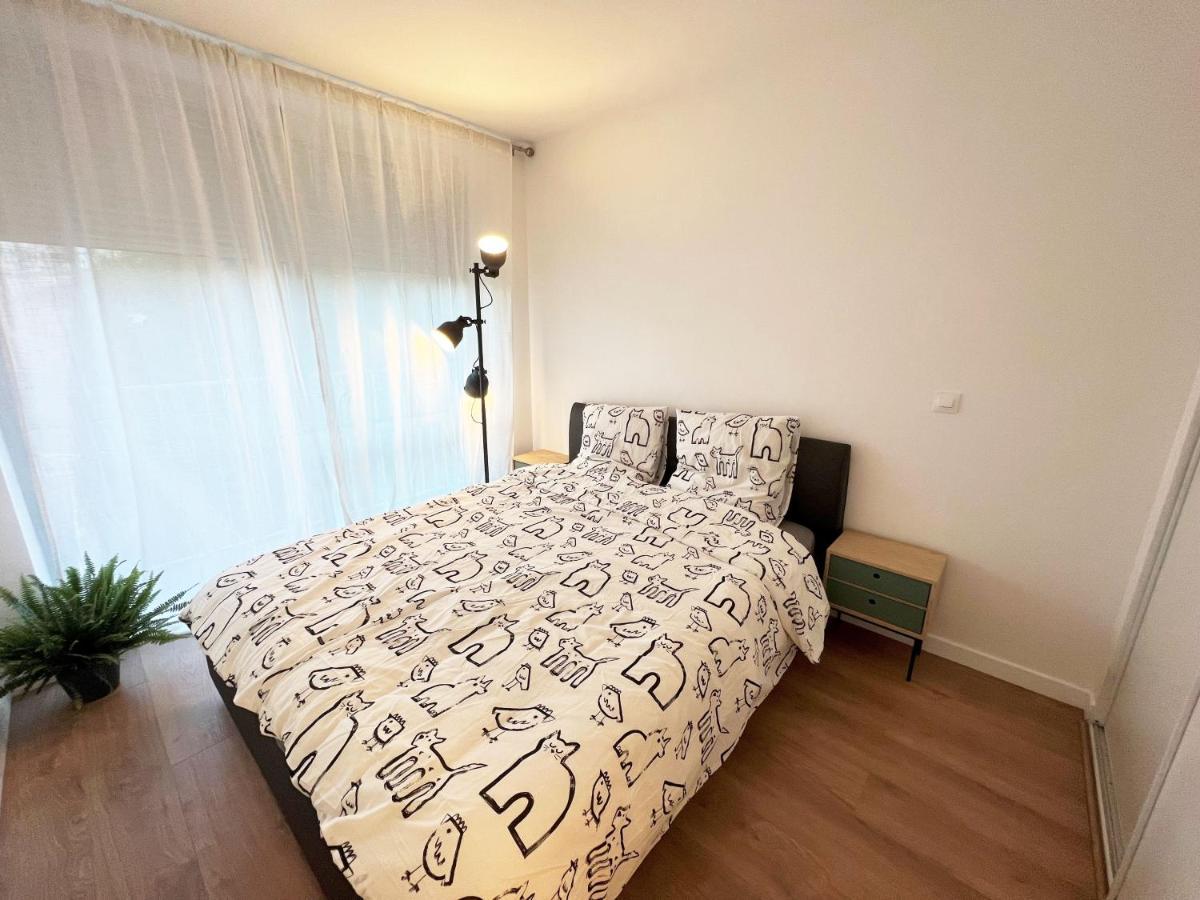 Cosy 1 Bedroom Appt Proche De Tout Metro A Pied บูโลญบียองกูร์ ภายนอก รูปภาพ